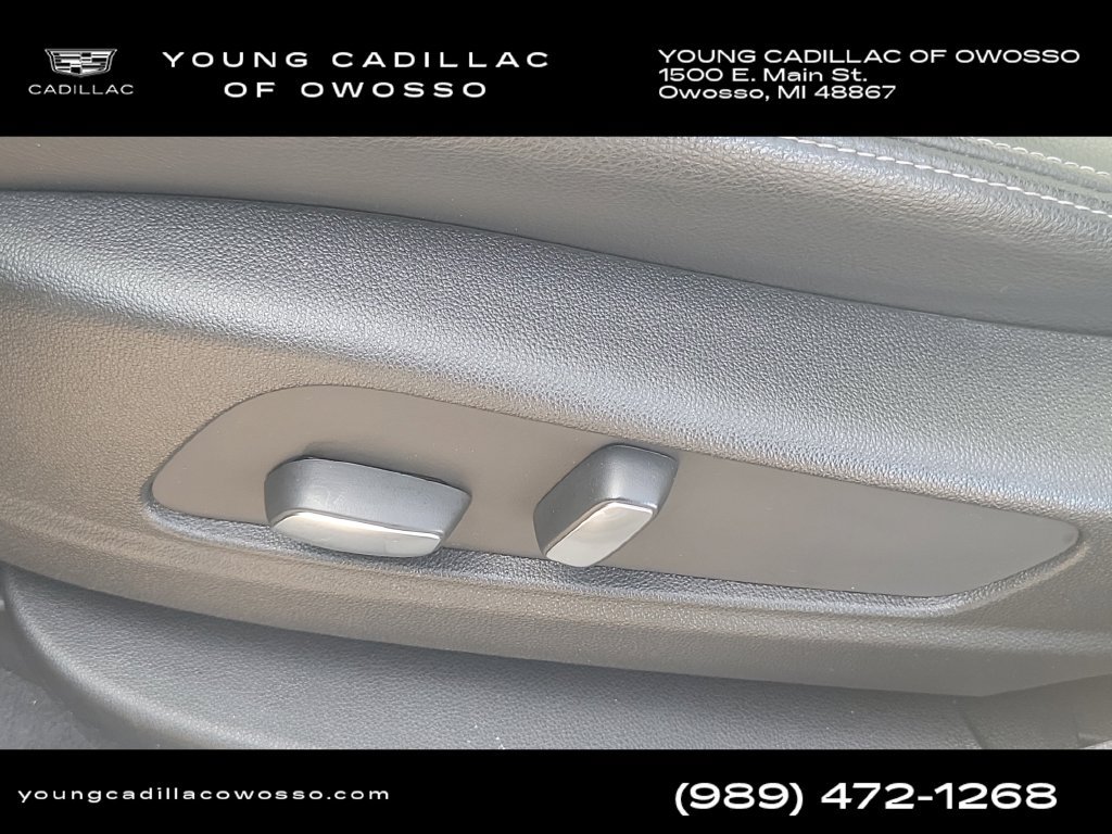 Used 2025 Cadillac XT6 Luxury w/ LPO, Floor Liner Package AWD/4WD image 7