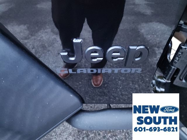 Used 2020 Jeep Gladiator Sport w/ Quick Order Package 24S image 27