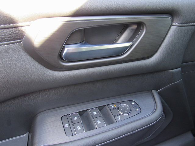 New 2026 Nissan Armada SV image 13