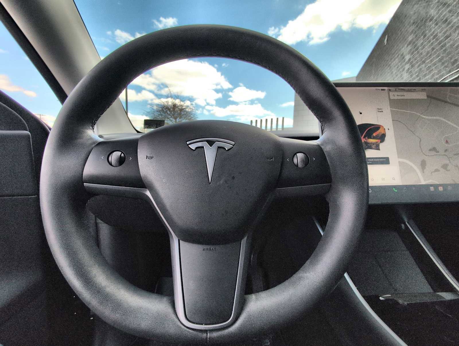 Used 2021 Tesla Model Y Long Range image 22