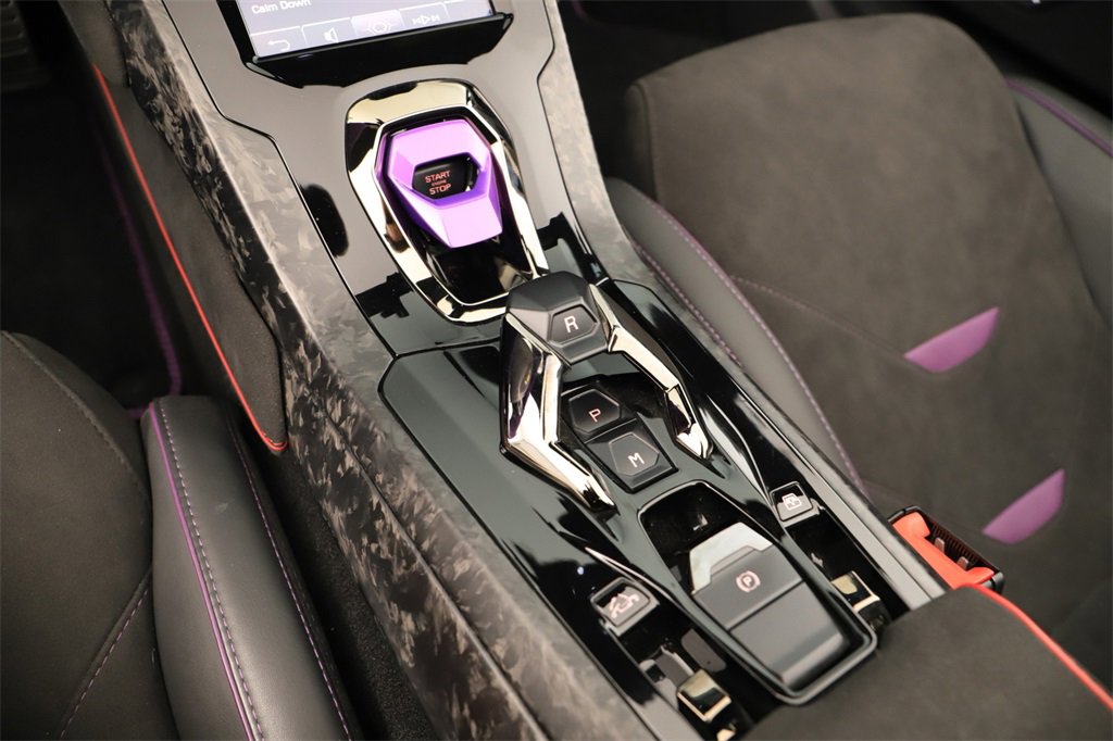 Used 2024 Lamborghini Huracan EVO image 24