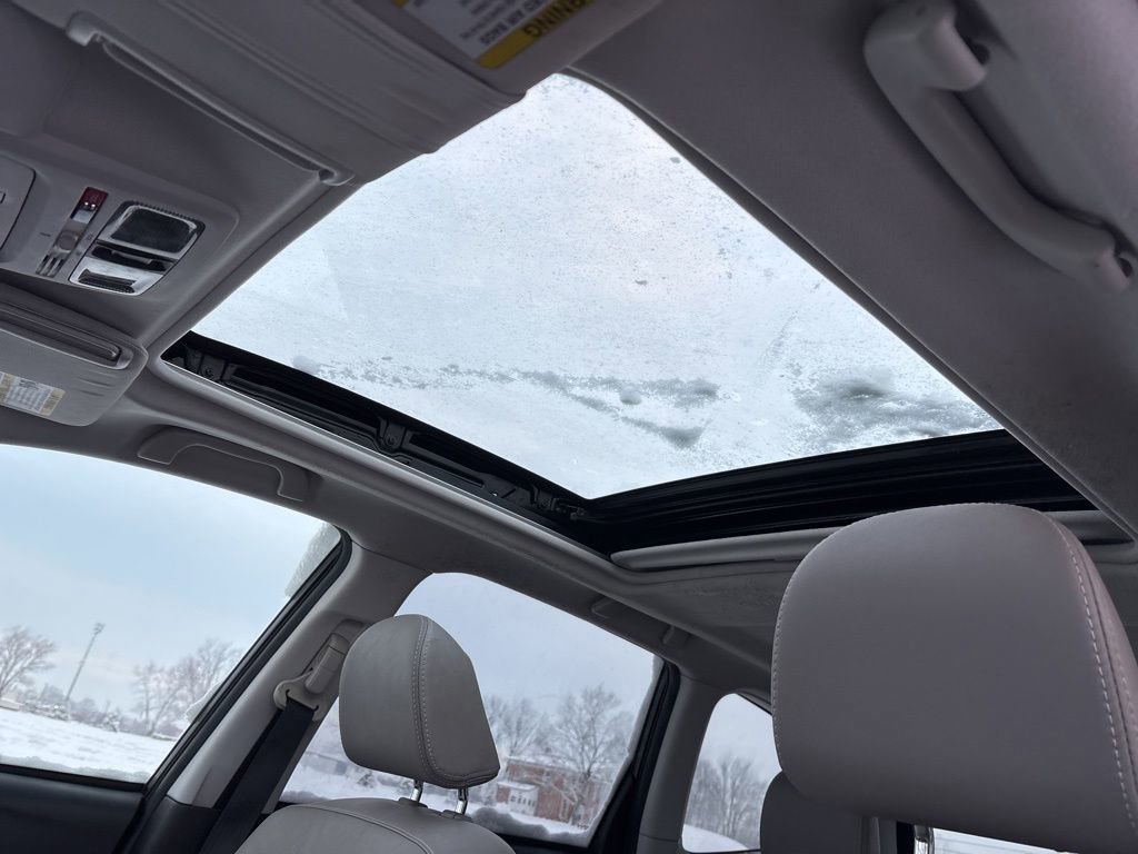 Used 2016 Subaru Forester 2.5i Limited image 6