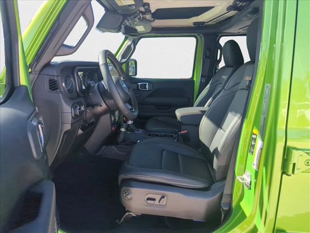 New 2025 Jeep Wrangler Unlimited Rubicon 392 image 4