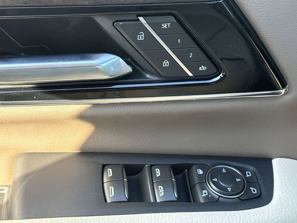 New 2026 GMC Yukon XL Denali w/ Sun & Power Step Package image 15