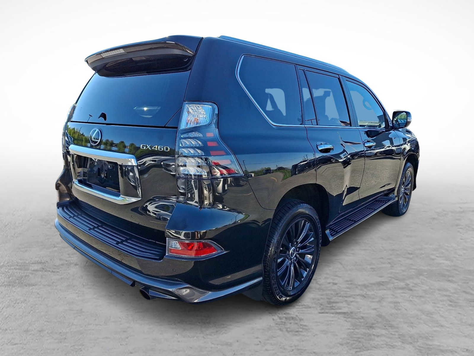 Used 2023 Lexus GX 460 Luxury w/ Sport Design Package AWD/4WD image 4