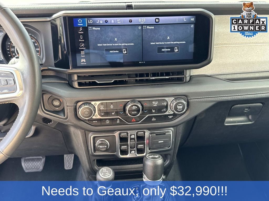Used 2024 Jeep Wrangler Unlimited Sahara AWD/4WD image 45