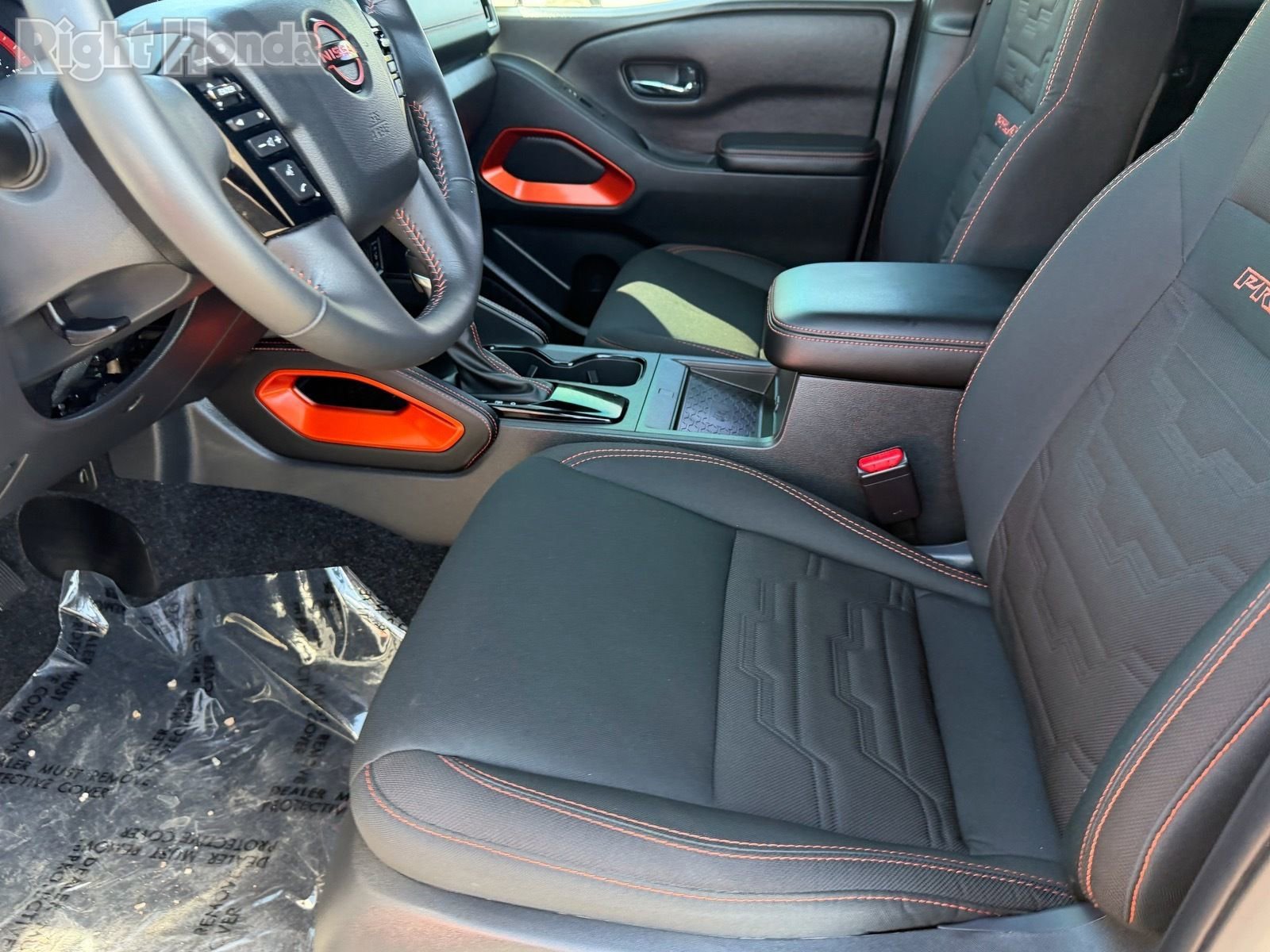 Used 2025 Nissan Frontier PRO-4X w/ Pro Convenience Package AWD/4WD image 21