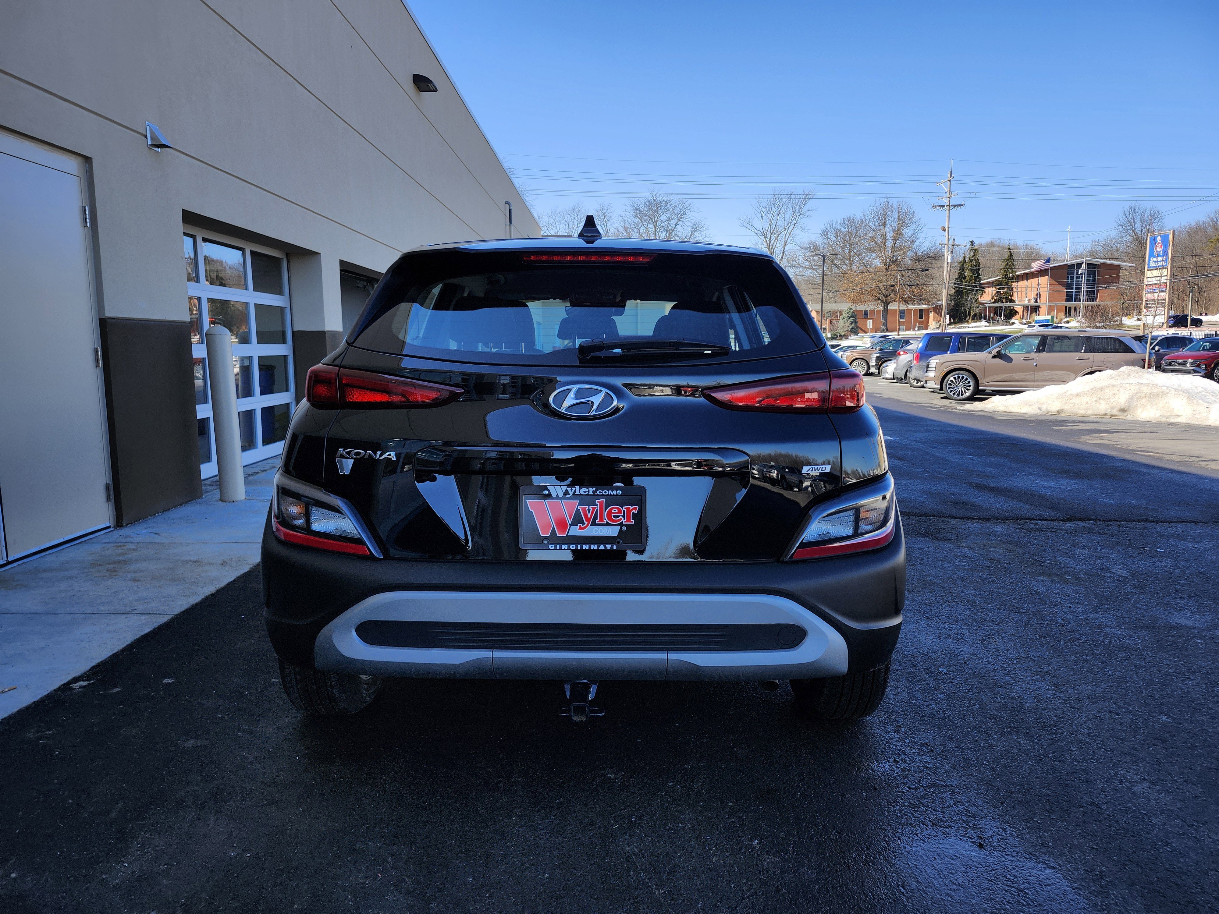 Used 2023 Hyundai Kona SE w/ Cargo Package image 31