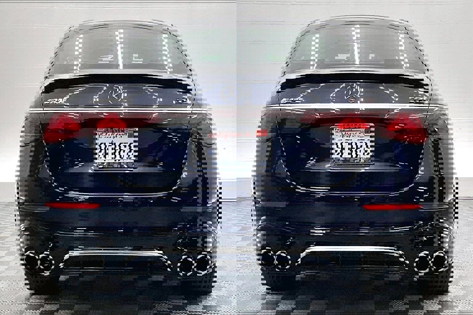 Used 2026 Mercedes-Benz E 53 AMG e 4MATIC Sedan image 3