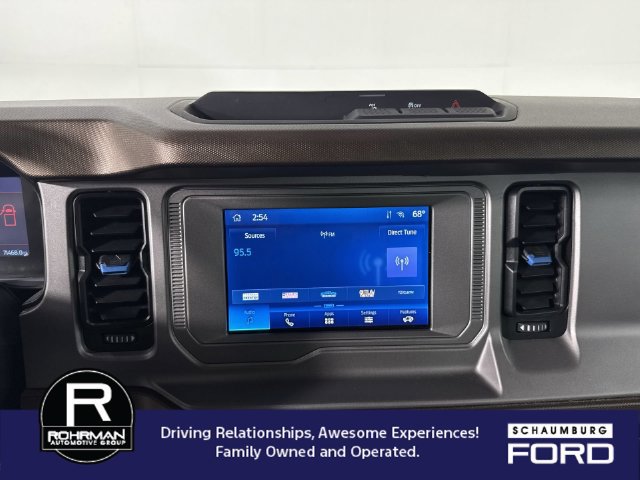 Used 2023 Ford Bronco Outer Banks AWD/4WD image 6