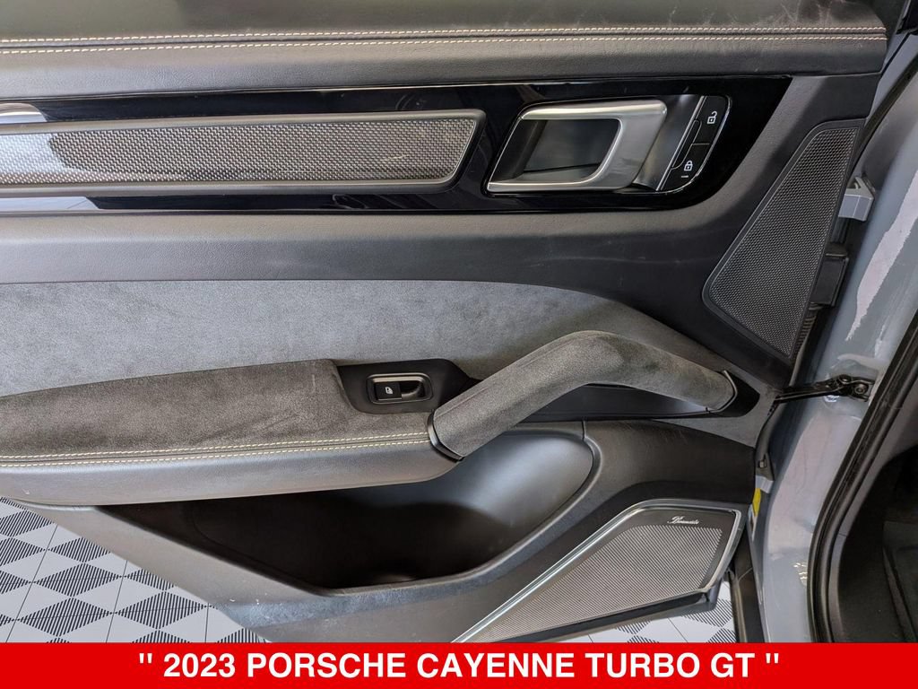 Used 2023 Porsche Cayenne Turbo GT AWD/4WD image 27