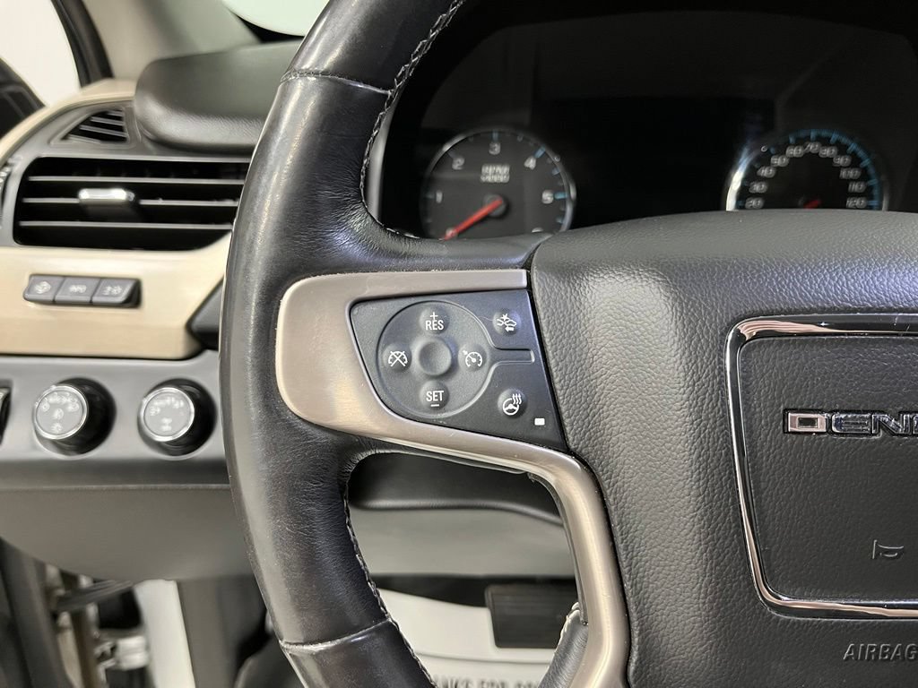 Used 2017 GMC Yukon XL Denali w/ Open Road Package AWD/4WD image 29