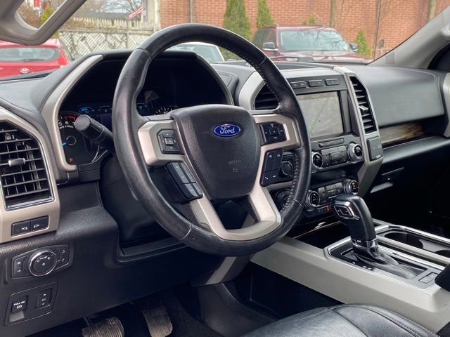 Used 2019 Ford F150 Lariat w/ Equipment Group 502A Luxury AWD/4WD image 46