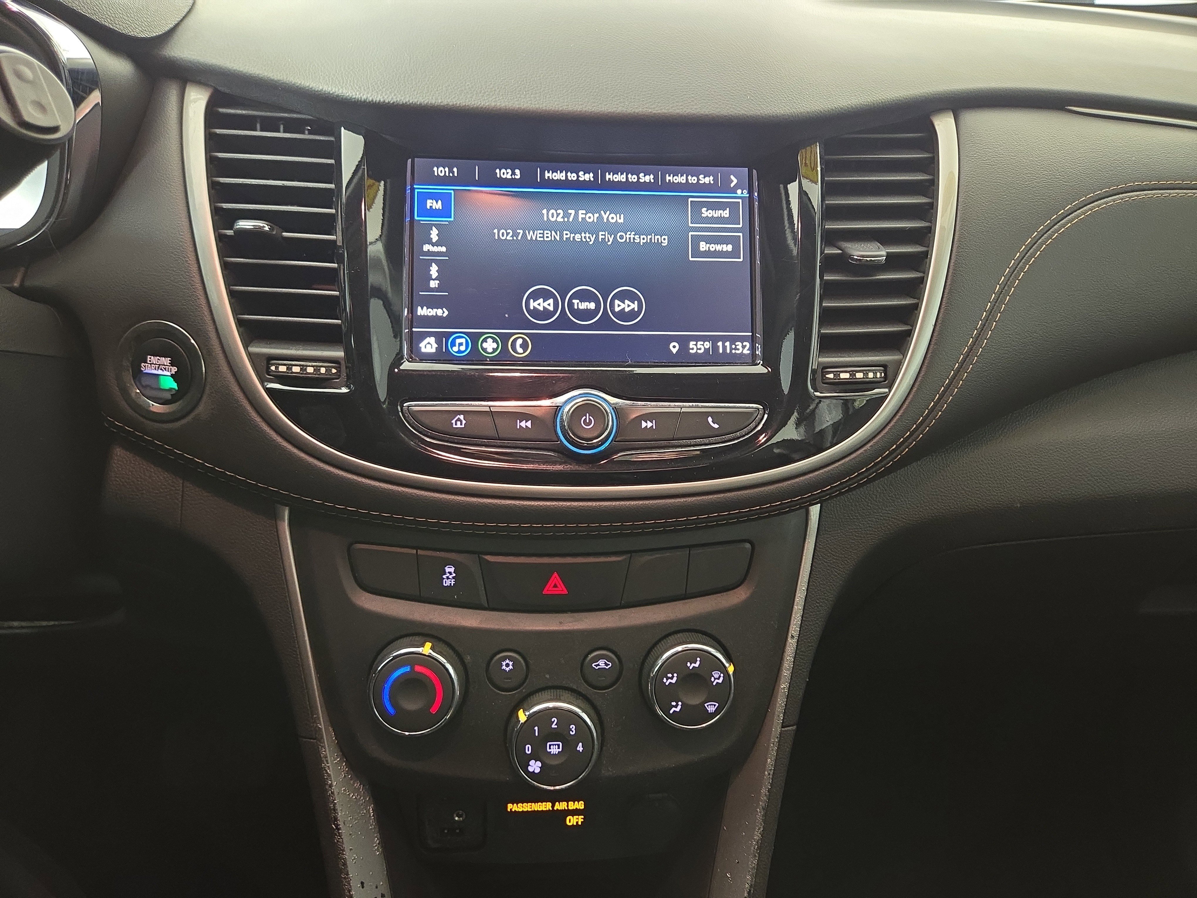 Used 2019 Chevrolet Trax LT w/ LT Convenience Package image 23