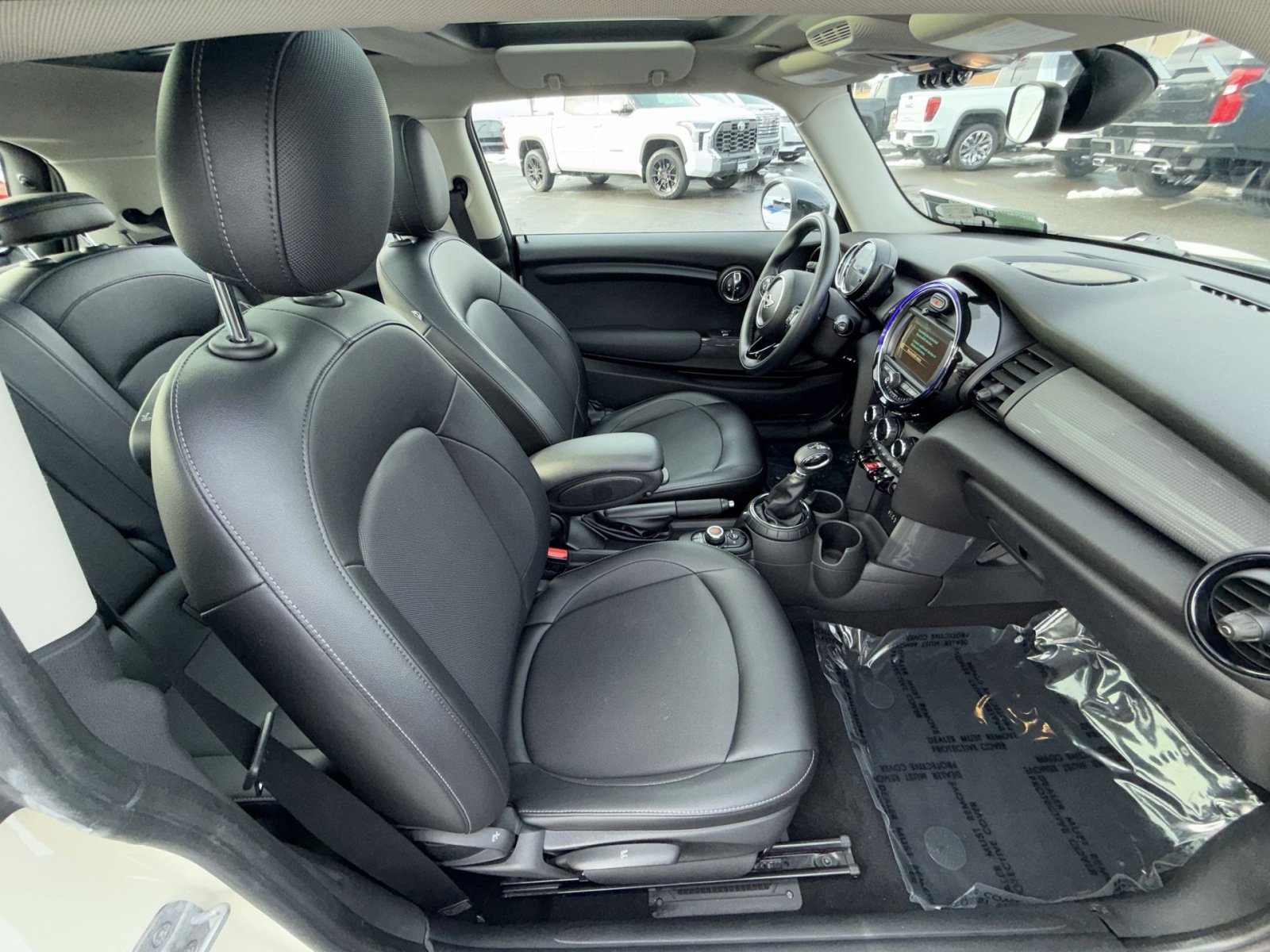 Used 2014 MINI Cooper 2-Door Hardtop image 25