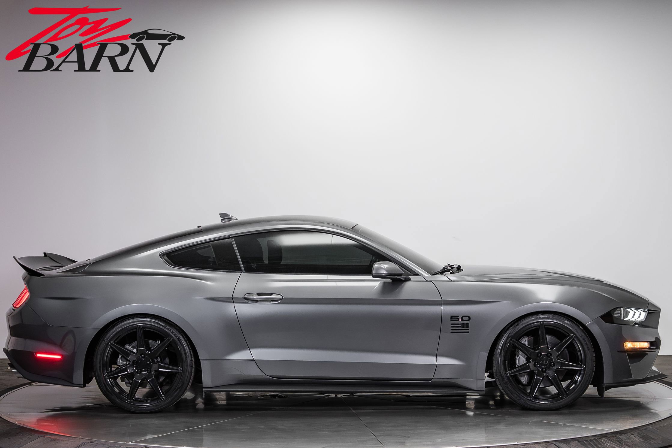 Used 2021 Ford Mustang GT w/ Equipment Group 301A RWD image 6