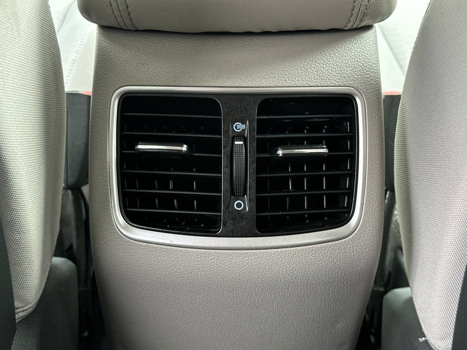 Used 2019 Hyundai Tucson Sport FWD image 13