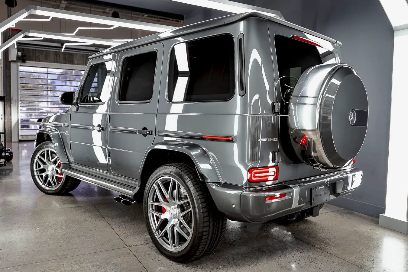 Used 2025 Mercedes-Benz G 63 AMG 4MATIC image 8