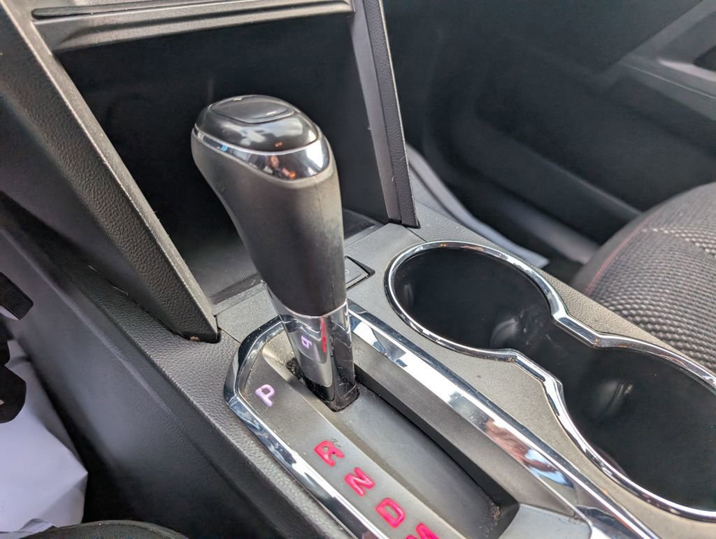 Used 2017 GMC Terrain SLE image 21