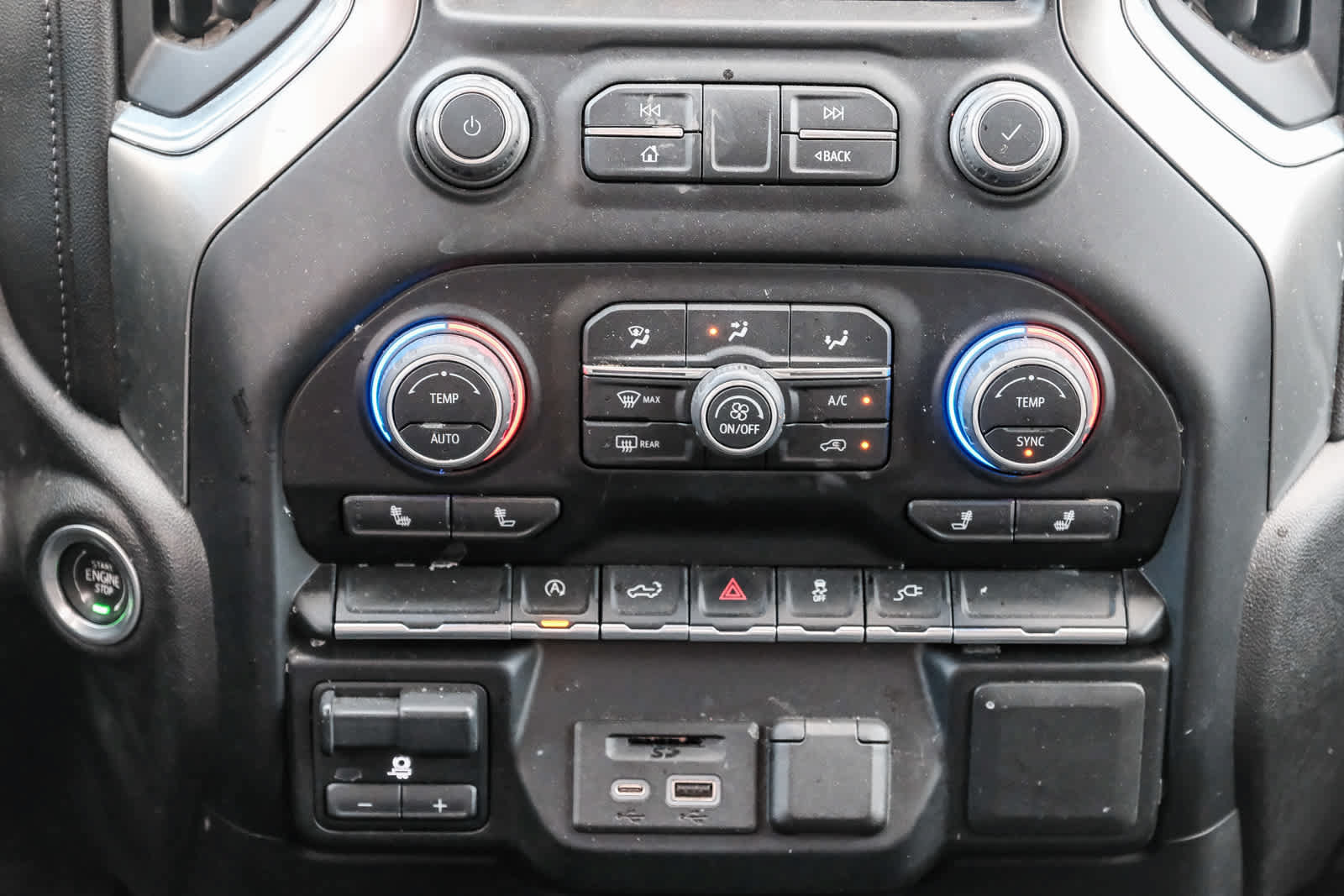 Used 2022 Chevrolet Silverado 1500 LT w/ All Star Edition Plus RWD image 15