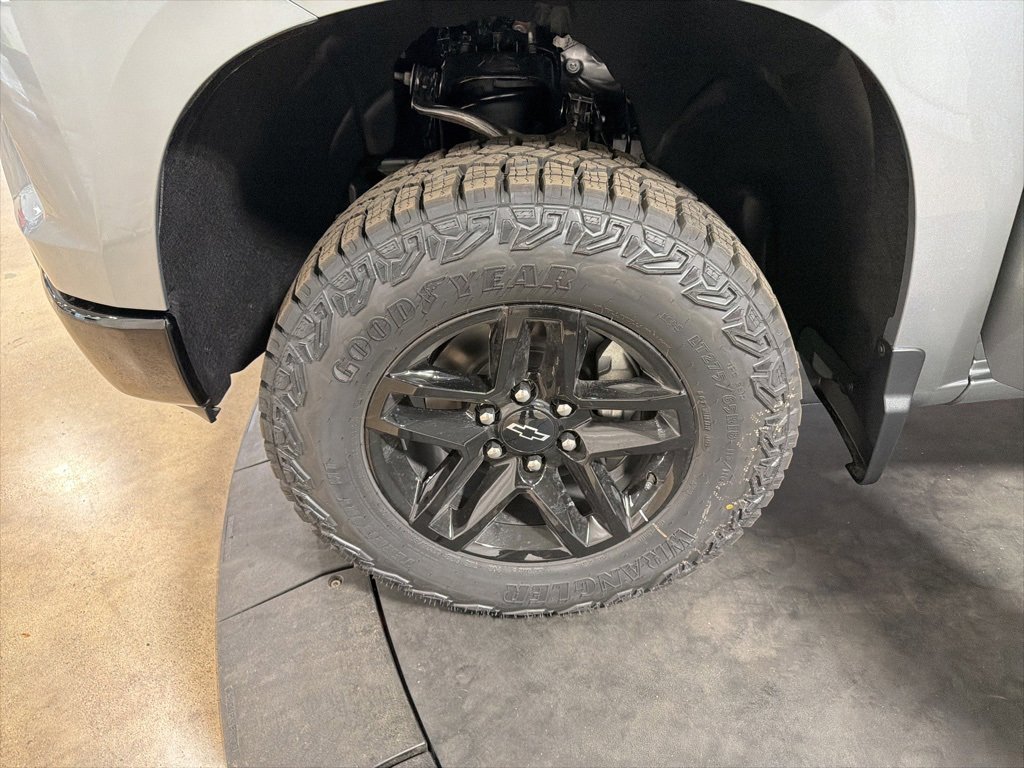 New 2026 Chevrolet Silverado 1500 LT Trail Boss w/ Dark Appearance Package image 37