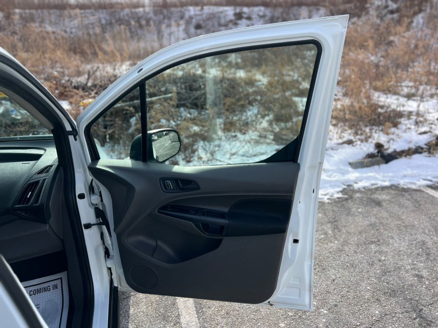 Used 2021 Ford Transit Connect XL image 30