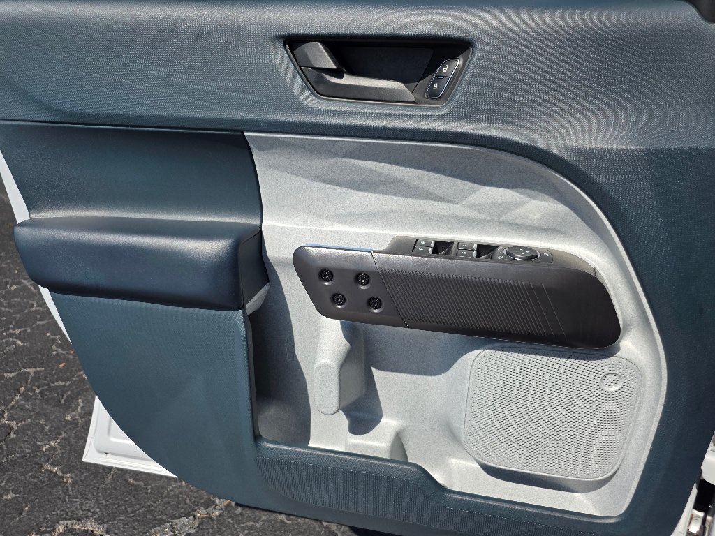 Used 2026 Ford Maverick XLT AWD/4WD image 19