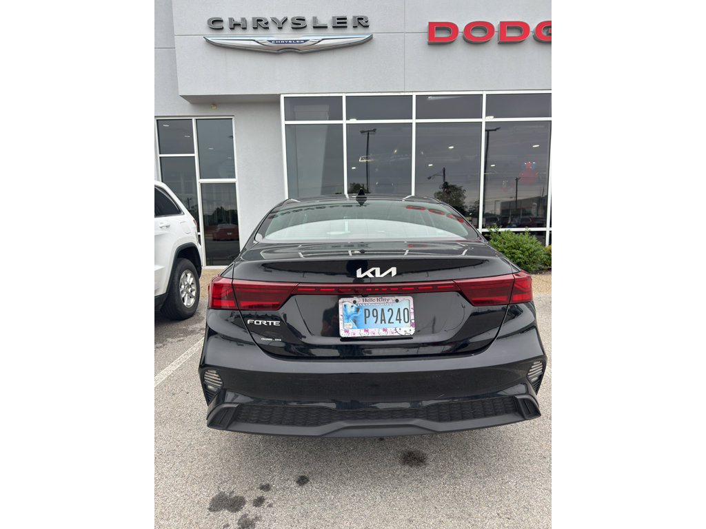 Used 2023 Kia Forte LXS FWD image 7