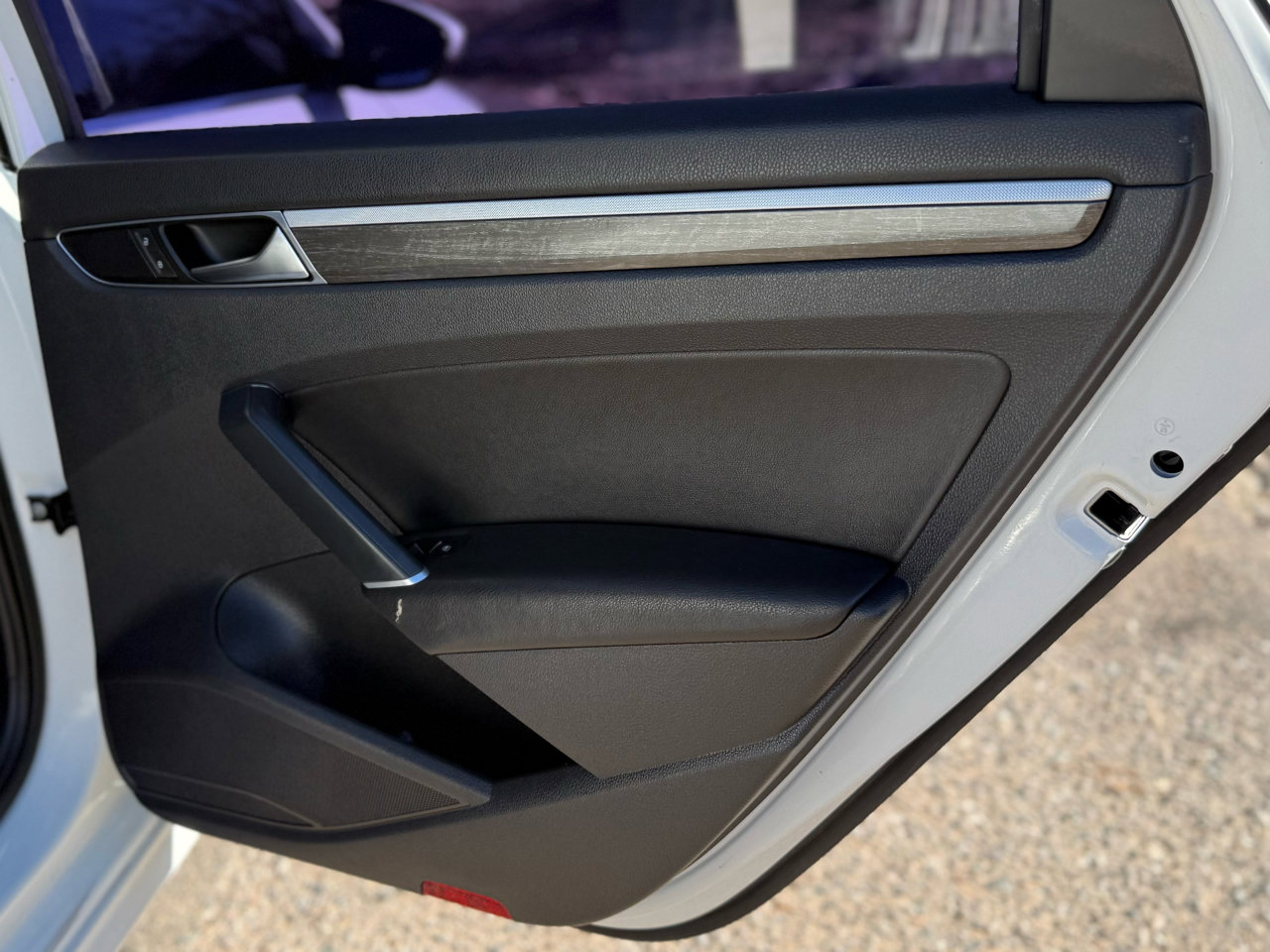 Used 2017 Volkswagen Passat 1.8T SE image 38