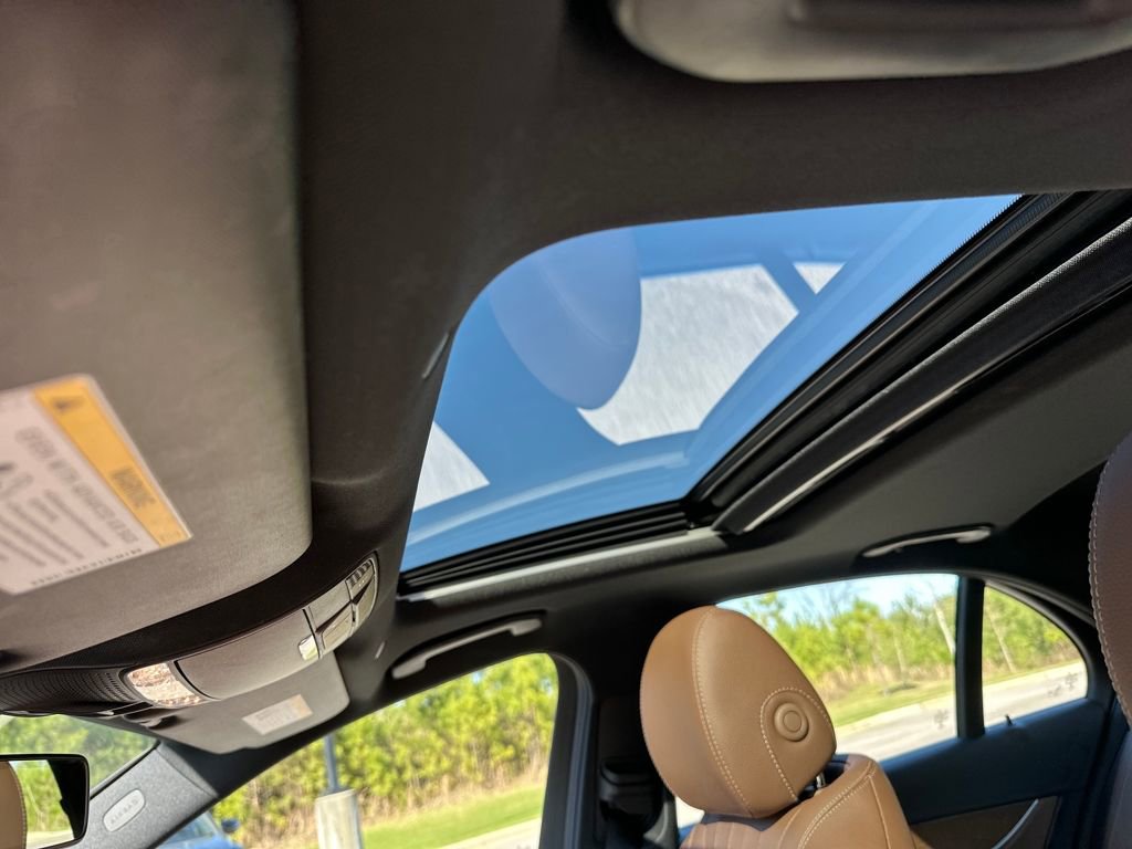 Used 2018 Mercedes-Benz E 400 E 400 image 12