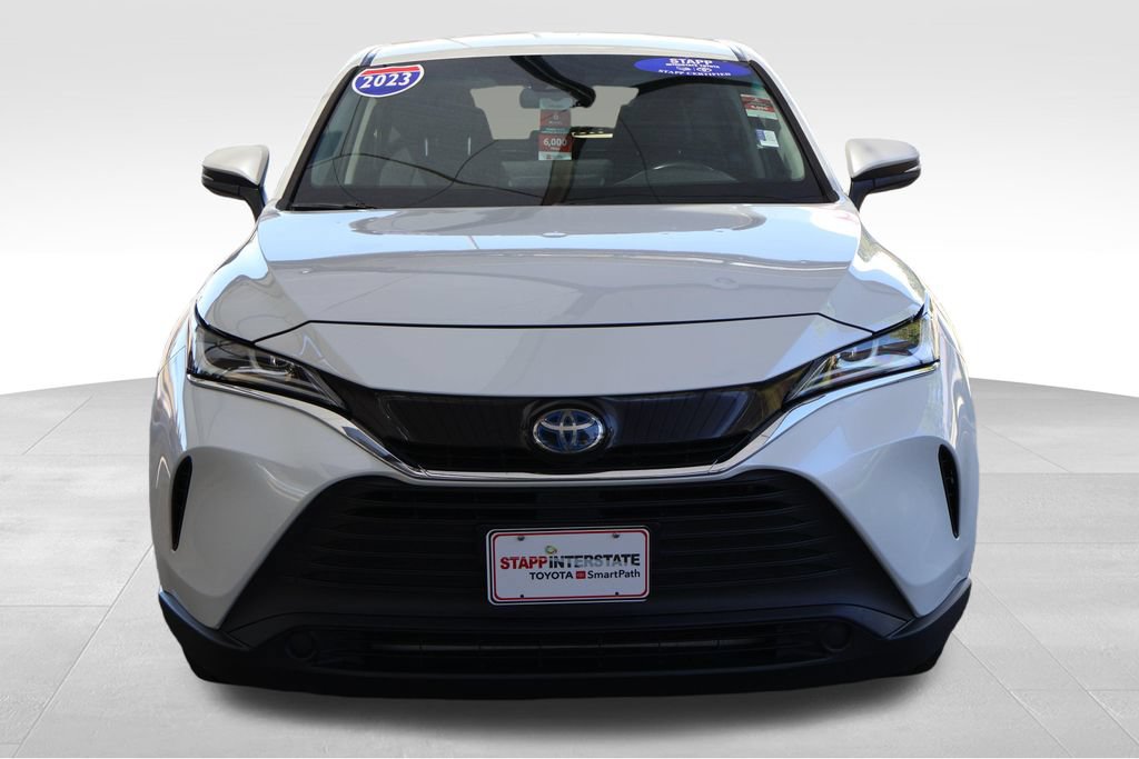 Used 2023 Toyota Venza LE AWD/4WD image 8