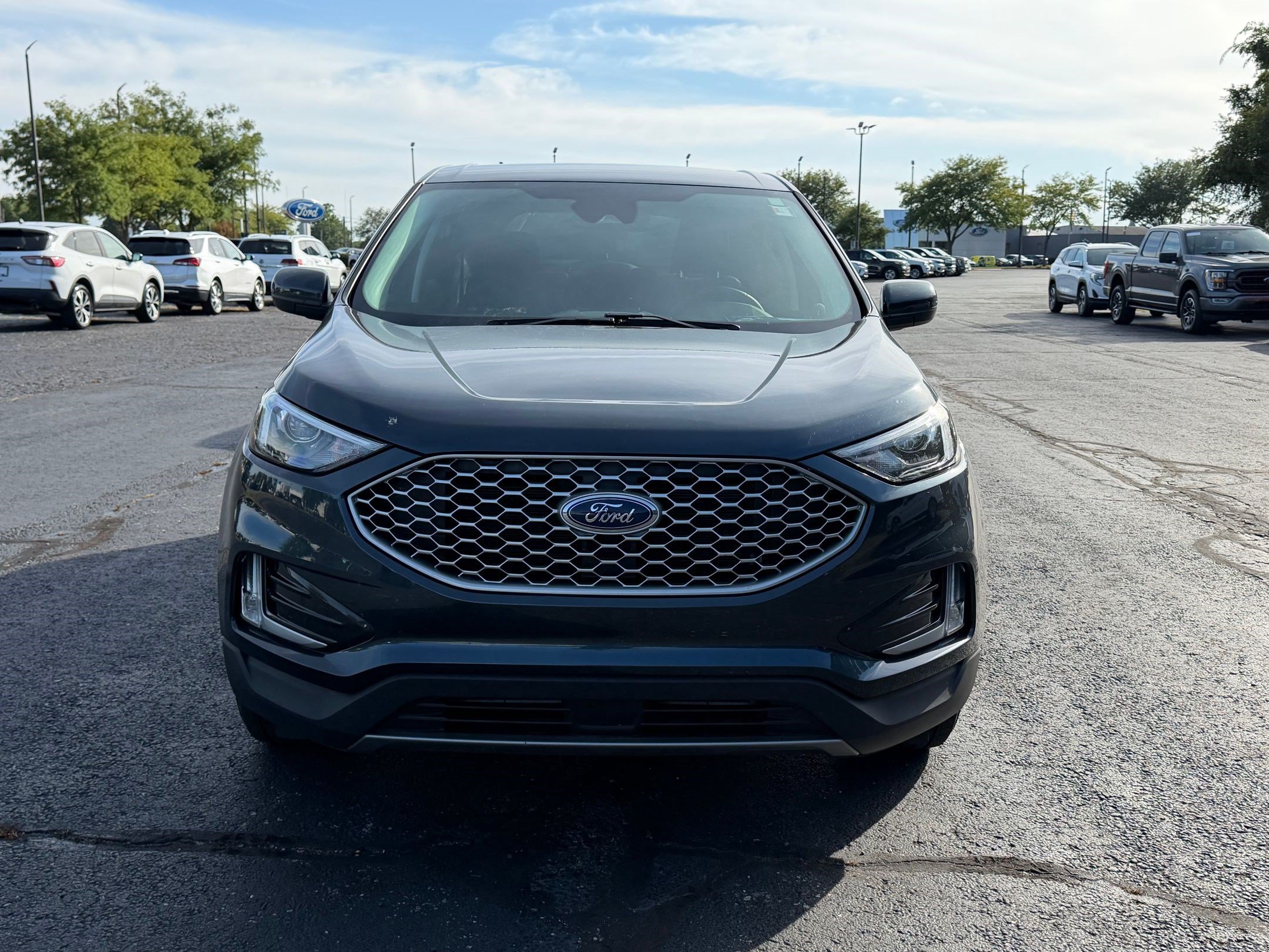 Used 2024 Ford Edge SEL w/ Convenience Package AWD/4WD image 4