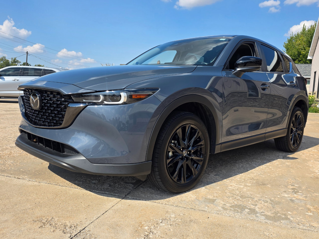 Used 2025 MAZDA CX-5 Carbon Edition image 2