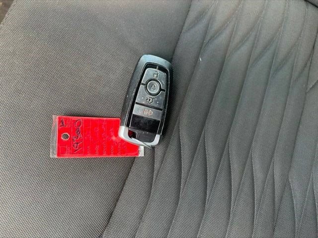 Used 2021 Ford Explorer XLT AWD/4WD image 51