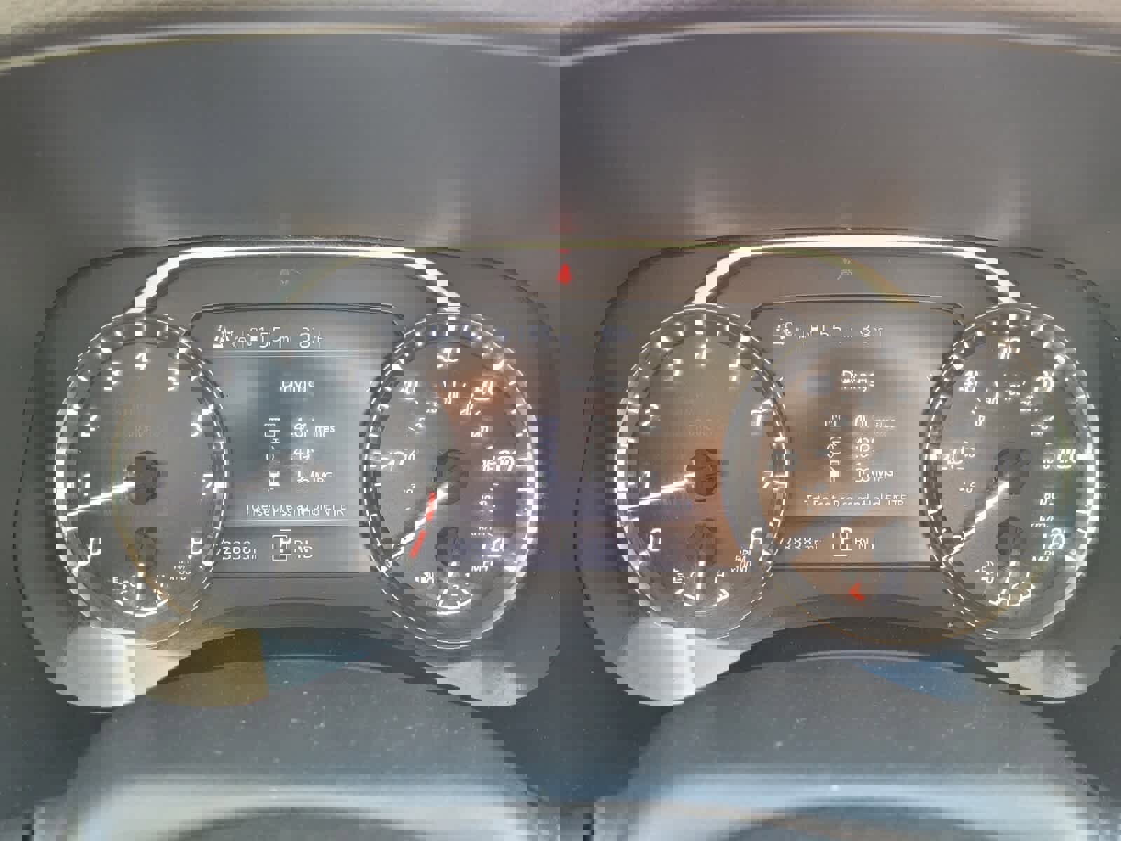 Used 2023 Nissan Frontier SV w/ SV Convenience Package image 14