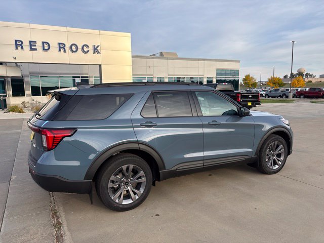 New 2027 Ford Explorer Active w/ Active Comfort Package AWD/4WD image 3