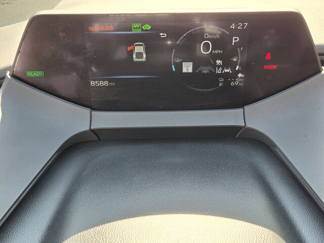 Used 2025 Toyota Prius Plug-In Hybrid FWD image 19