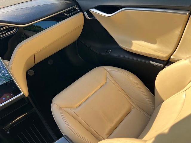 Used 2016 Tesla Model S 70D image 12