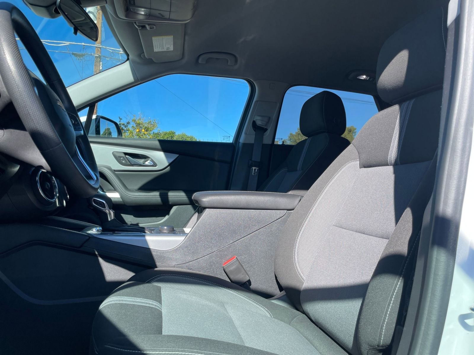 Used 2025 Chevrolet Blazer LT image 28