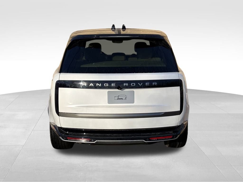 New 2025 Land Rover Range Rover SE image 7