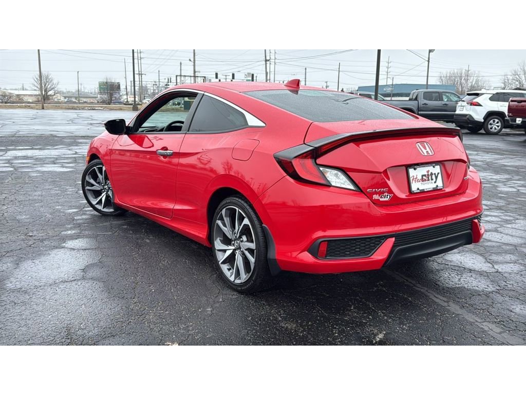 Used 2019 Honda Civic Touring image 5