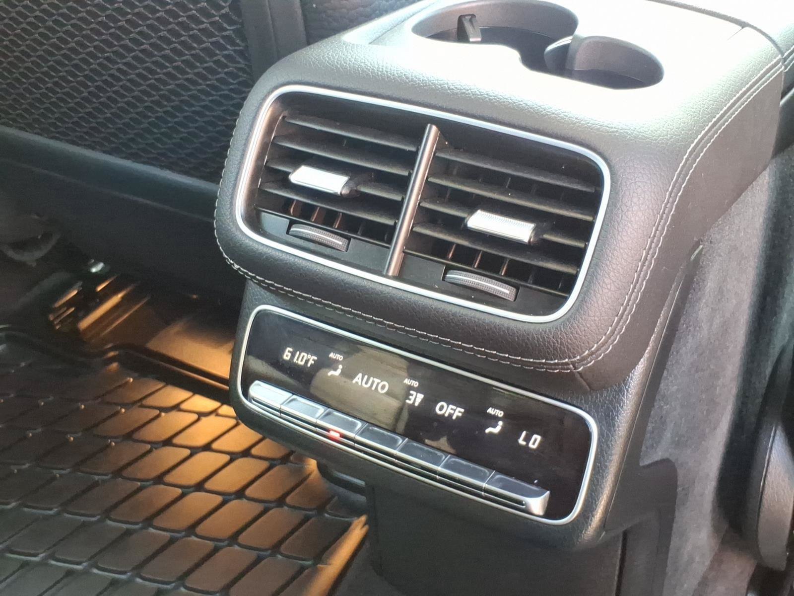 Used 2025 Mercedes-Benz GLS 580 4MATIC image 28