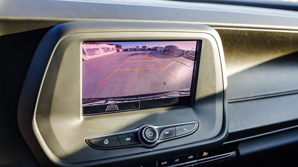 Used 2022 Chevrolet Camaro LT image 39