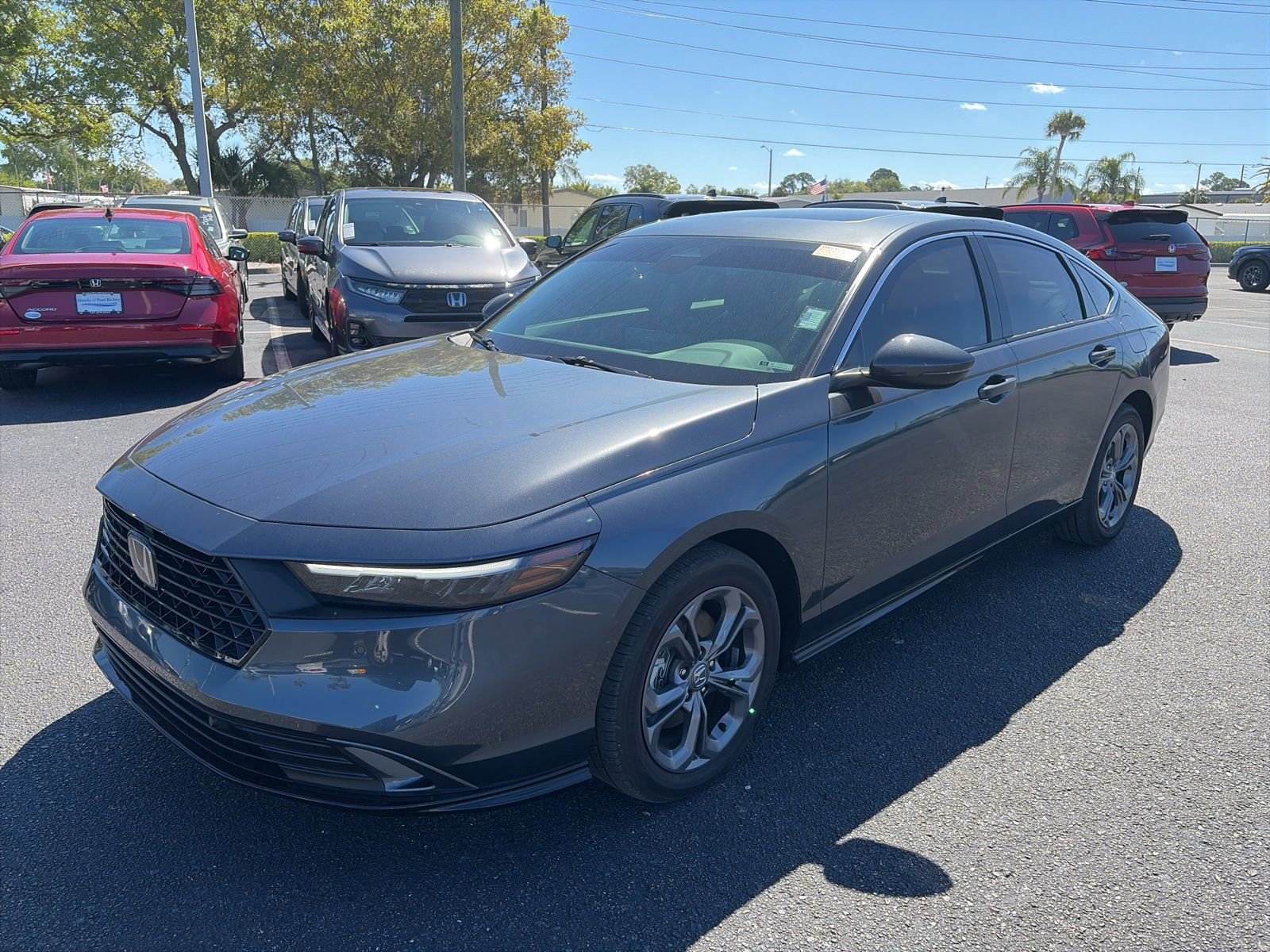 Used 2025 Honda Accord EX-L image 3