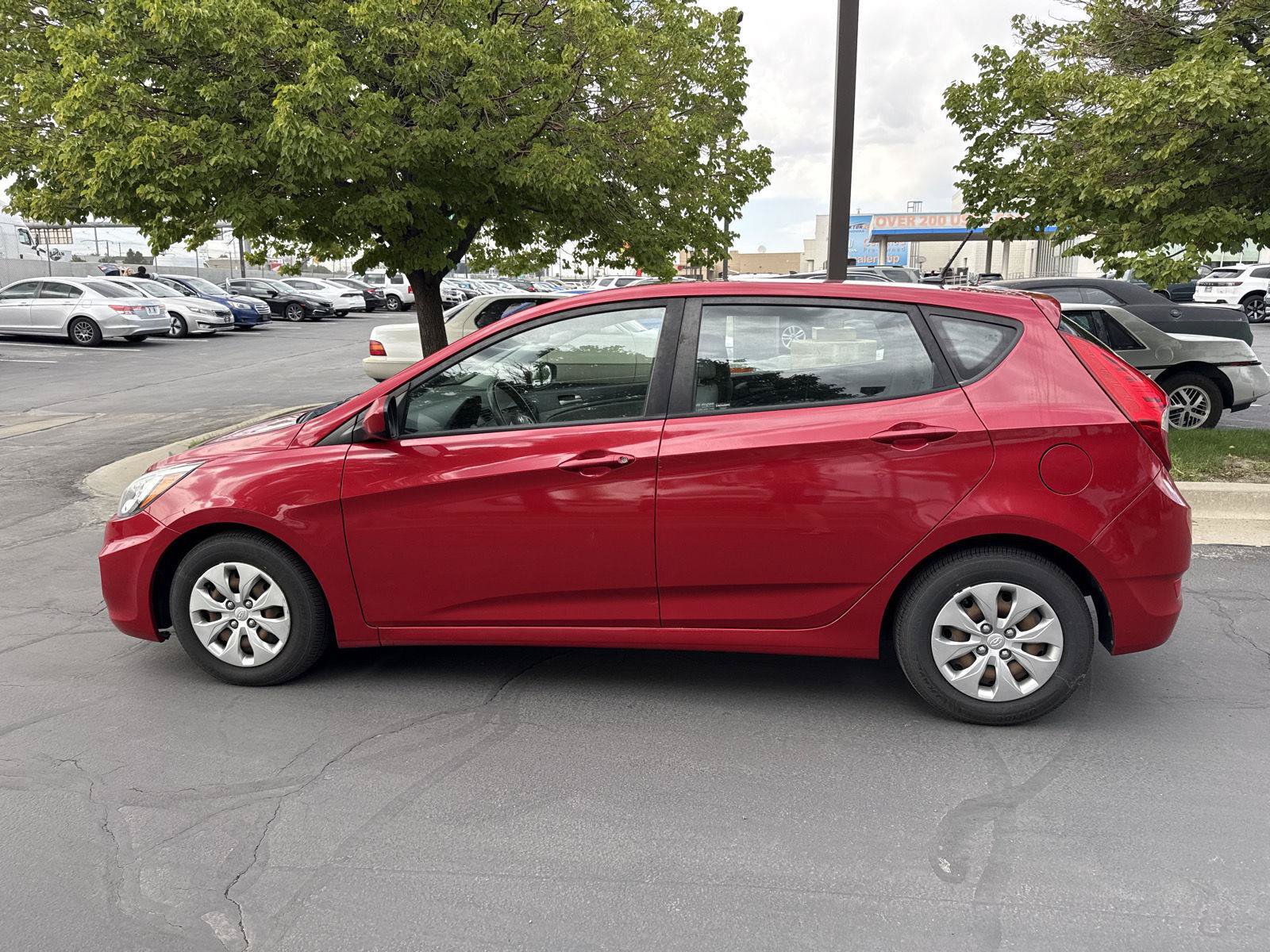 Used 2017 Hyundai Accent SE FWD image 5