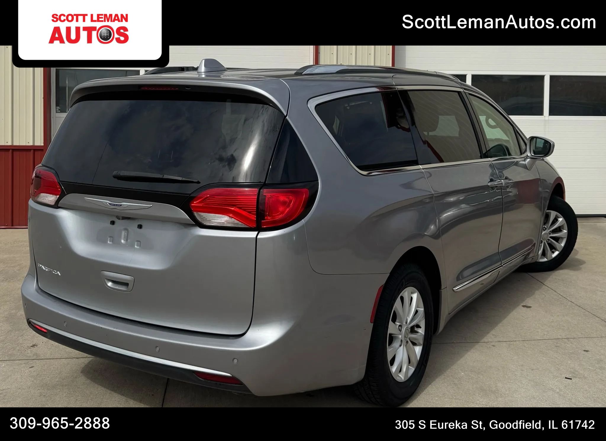 Used 2019 Chrysler Pacifica Touring-L FWD image 26
