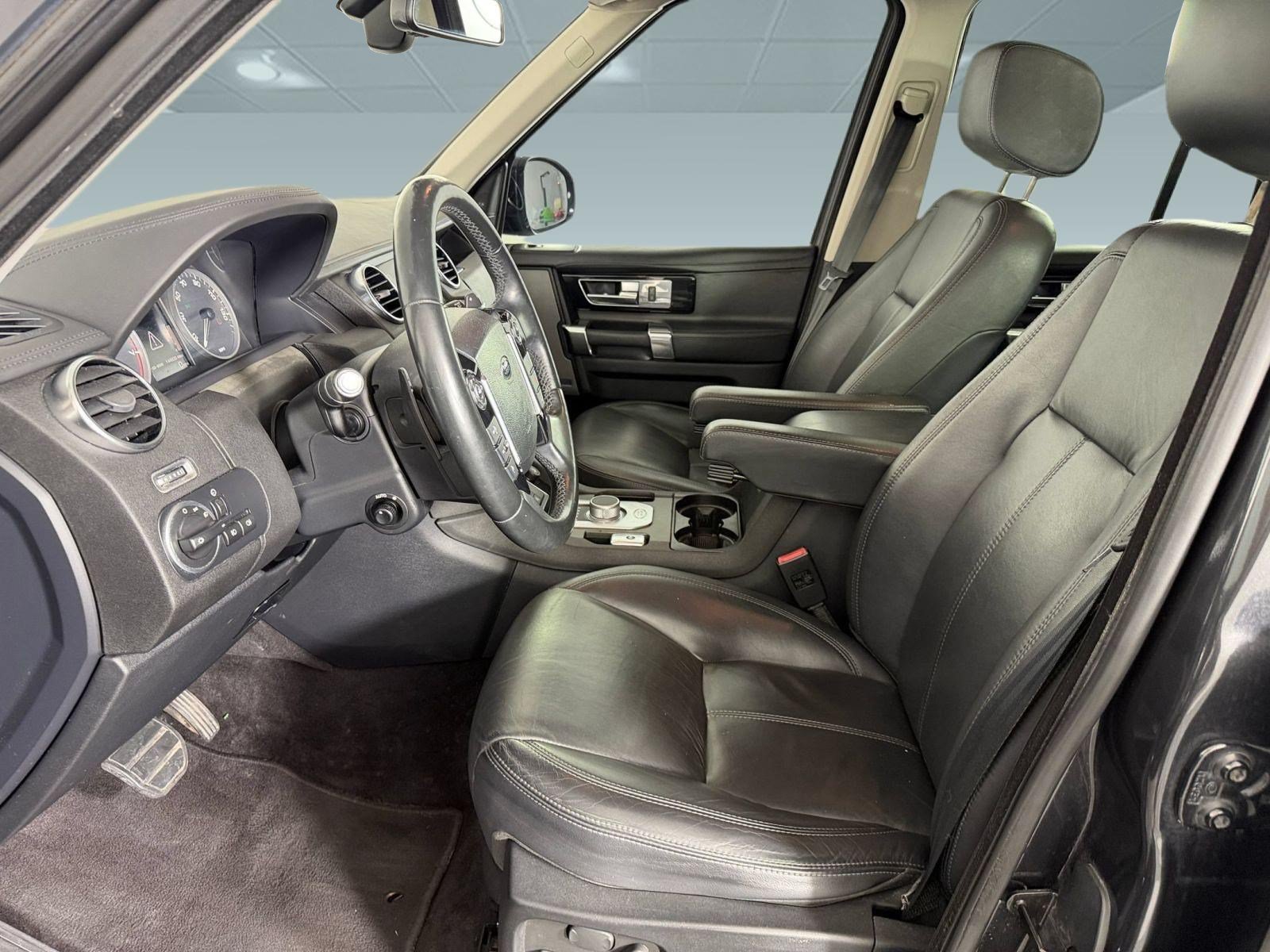 Used 2015 Land Rover LR4 HSE LUX AWD/4WD image 5