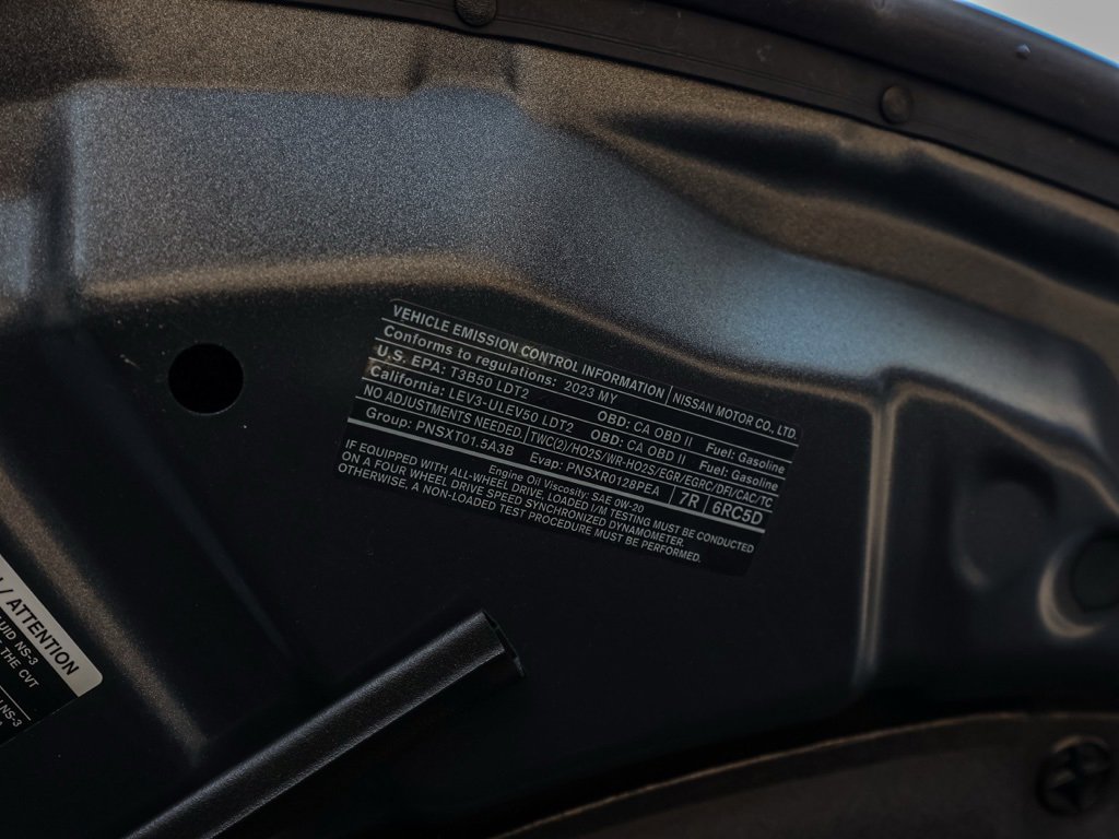Used 2023 Nissan Rogue SV w/ SV Premium Package image 32
