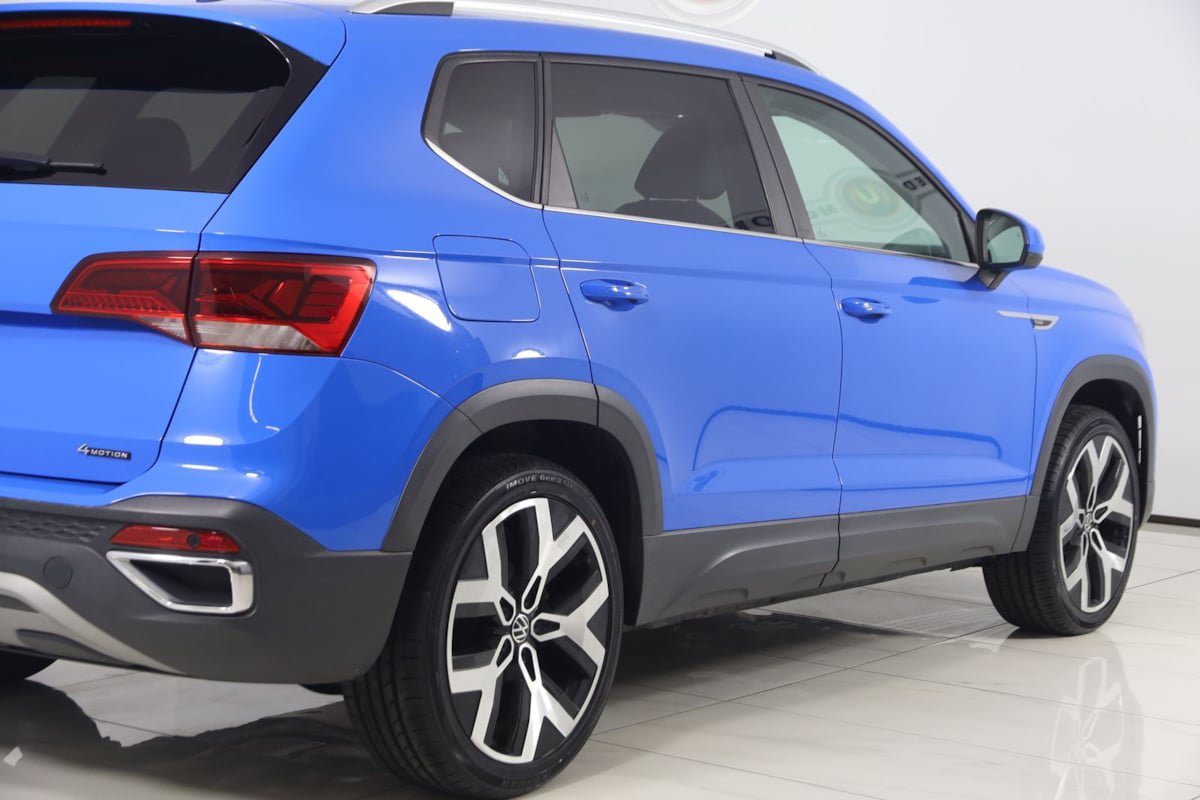 Used 2022 Volkswagen Taos SEL w/ Panoramic Sunroof Package AWD/4WD image 42