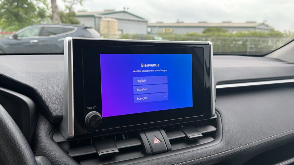 Certified 2025 Toyota RAV4 LE image 28